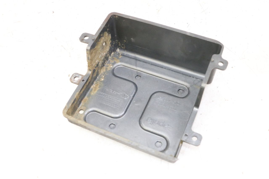 photo de BATTERY COVER APRILIA CLASSIC 125 (1995 - 2001)
