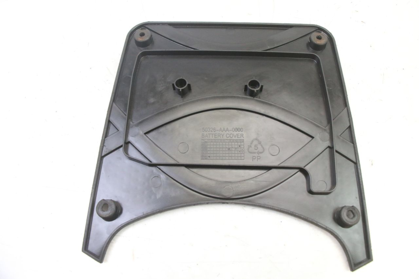 photo de BATTERY COVER SYM FIDDLE 2 S 125 (2012 - 2014)