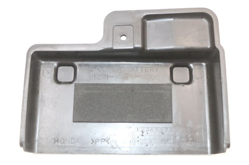 photo de BATTERY COVER HONDA FJS SILVER WING SILVERWING 400 (2005 - 2008)