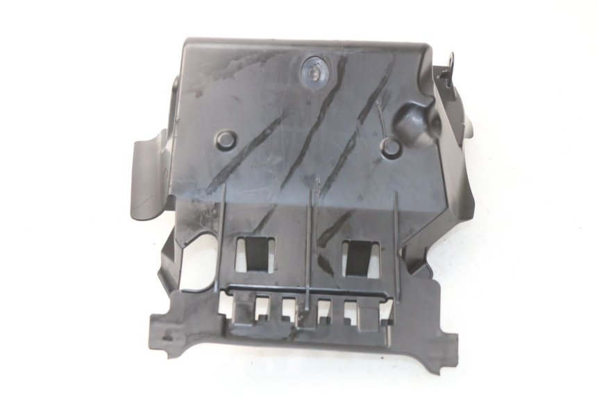 photo de BATTERY COVER HONDA INTEGRA NC D 750 (2016 - 2018)