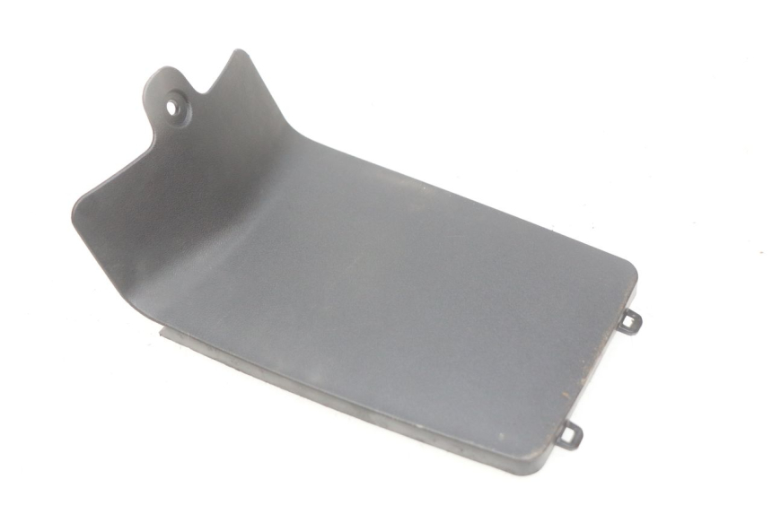 photo de BATTERY COVER PEUGEOT KISBEE 4T 50 (2018 - 2022)