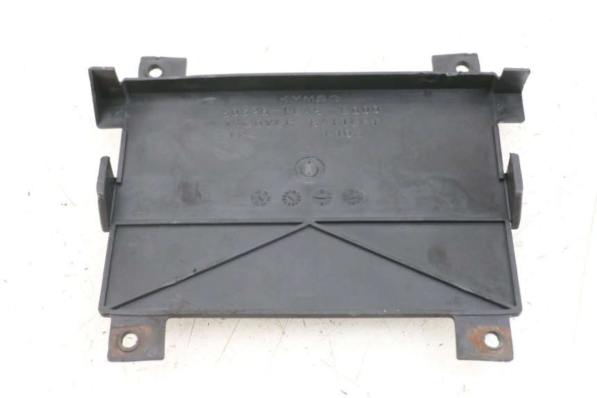 photo de BATTERY COVER KYMCO DINK 4T 50 (2007 - 2018)