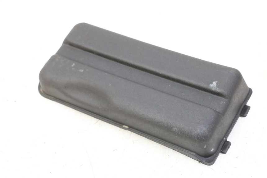 photo de BATTERY COVER PIAGGIO LXV 4T 50 (2009 - 2013)