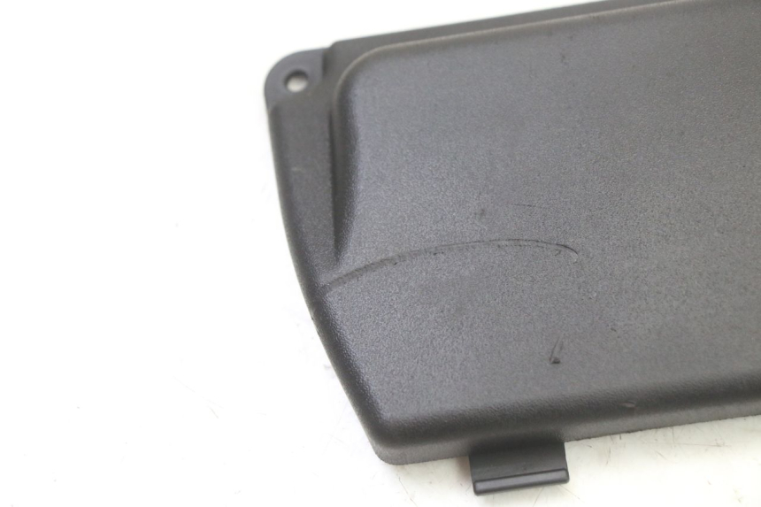 photo de BATTERY COVER PIAGGIO NRG POWER PUREJET 50 (2018 - 2021)