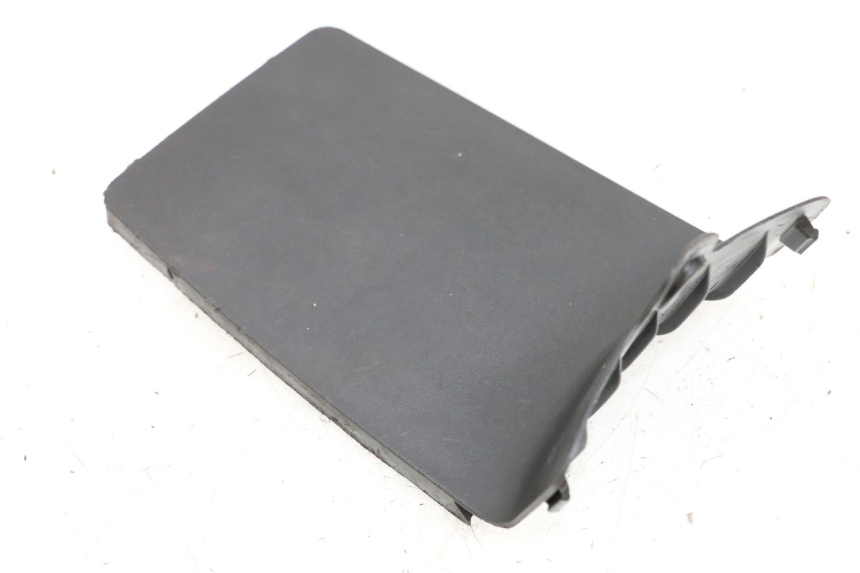 photo de BATTERY COVER PEUGEOT KISBEE 4T 50 (2010 - 2017)