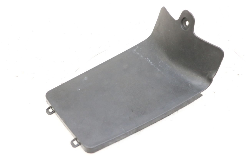 photo de BATTERY COVER PEUGEOT KISBEE 4T 50 (2018 - 2022)