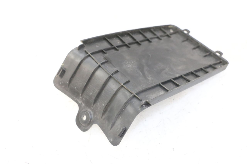 photo de BATTERY COVER PEUGEOT KISBEE 4T 50 (2018 - 2022)