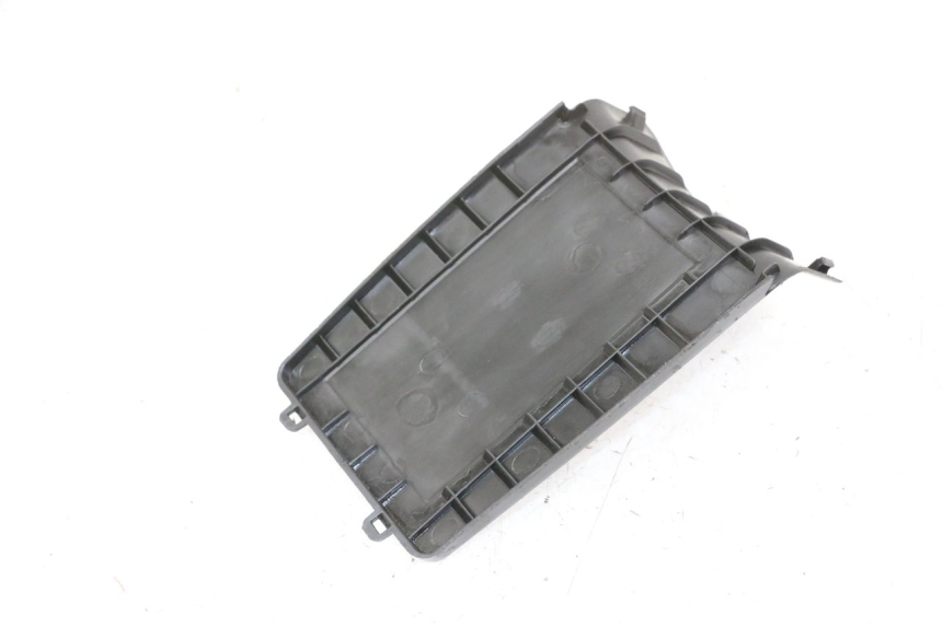 photo de BATTERY COVER PEUGEOT STREETZONE I 2T 50 (2018 - 2020)