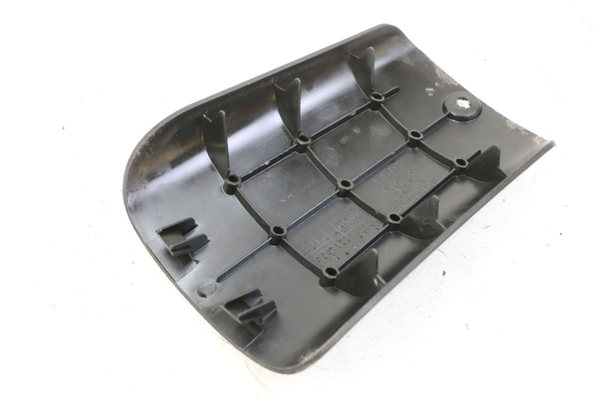 photo de BATTERY COVER PEUGEOT TKR TREKKER FURIOUS 50 (2005 - 2014)