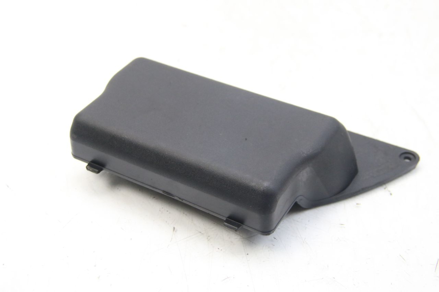 photo de BATTERY COVER PIAGGIO BEVERLY 125 (2010 - 2015)