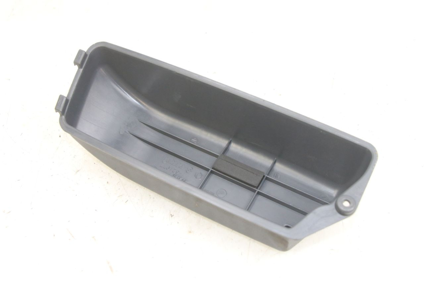 photo de BATTERY COVER PIAGGIO FLY 125 (2005 - 2012)