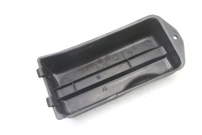 photo de BATTERY COVER PIAGGIO VESPA S 2T 50 (2007 - 2014)