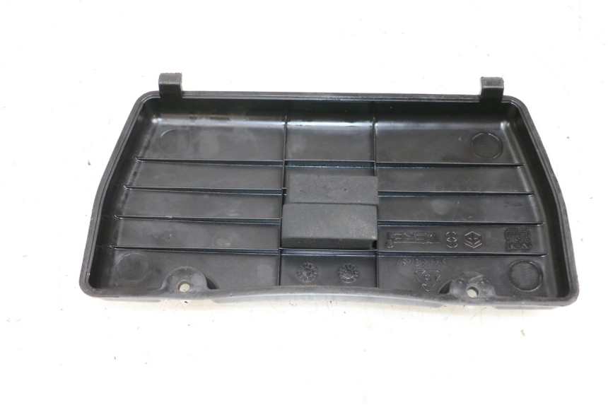 photo de BATTERY COVER PIAGGIO XEVO - X EVO 125 (2007 - 2016)