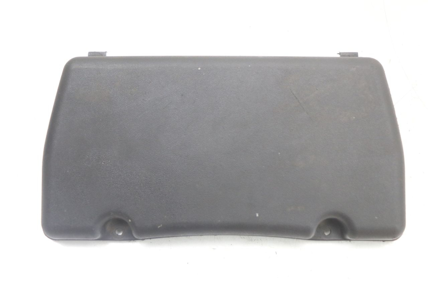 photo de BATTERY COVER PIAGGIO XEVO - X EVO 125 (2007 - 2016)