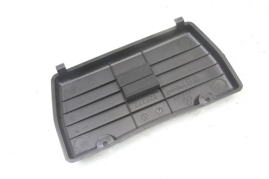 photo de BATTERY COVER PIAGGIO XEVO - X EVO 125 (2007 - 2016)