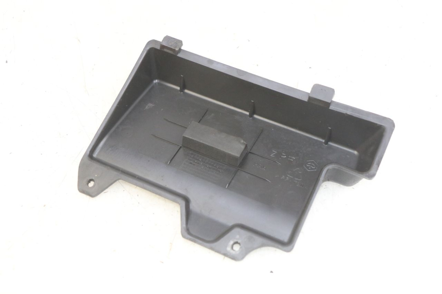 photo de BATTERY COVER PIAGGIO ZIP 4T 50 (2018 - 2020)