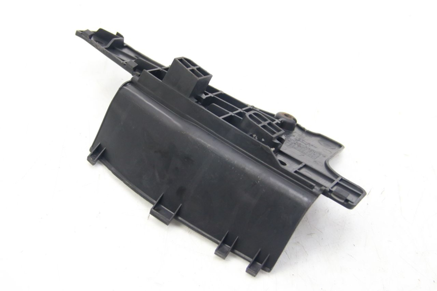 photo de BATTERY COVER SUZUKI BURGMAN 125 (2007 - 2014)