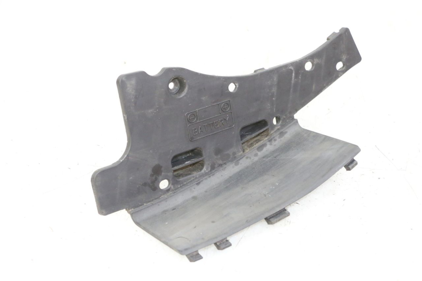 photo de BATTERY COVER SUZUKI BURGMAN 125 (2007 - 2014)