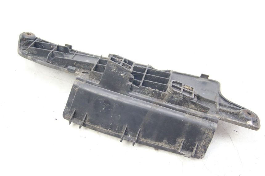 photo de BATTERY COVER SUZUKI UH BURGMAN 125 (2002 - 2006)