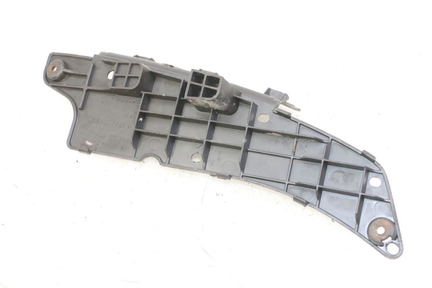 photo de BATTERY COVER SUZUKI UH BURGMAN 125 (2002 - 2006)