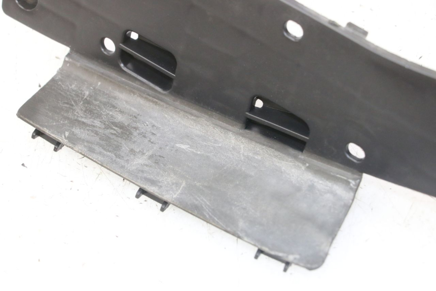 photo de BATTERY COVER SUZUKI UH BURGMAN 125 (2002 - 2006)