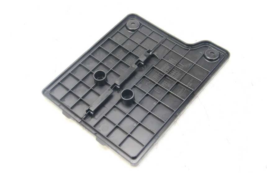 photo de BATTERY COVER HONDA VISION NSC R 50 (2013 - 2015)