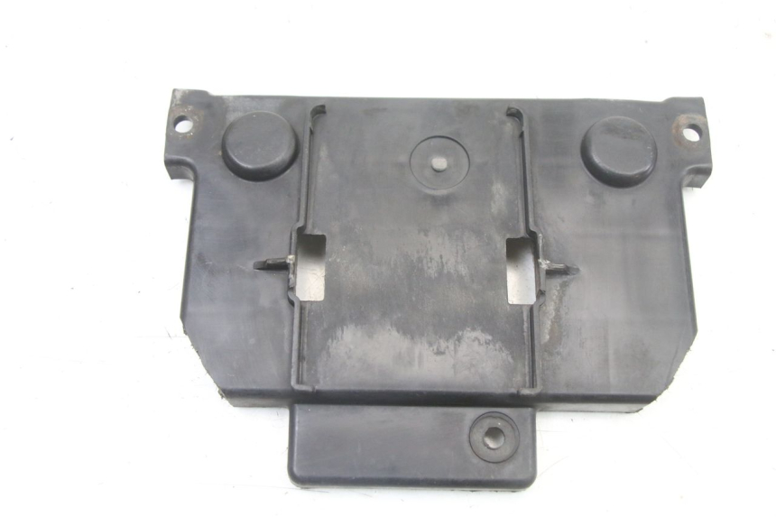 photo de BATTERY COVER HONDA VT C2 SHADOW 750 (1997 - 2001) - Alternative perspective