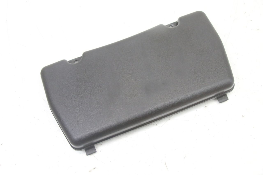 photo de BATTERY COVER PIAGGIO XEVO - X EVO 125 (2007 - 2016) - Component detail