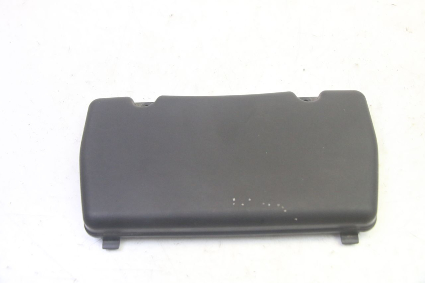 photo de BATTERY COVER PIAGGIO XEVO - X EVO 125 (2007 - 2016) - Component detail