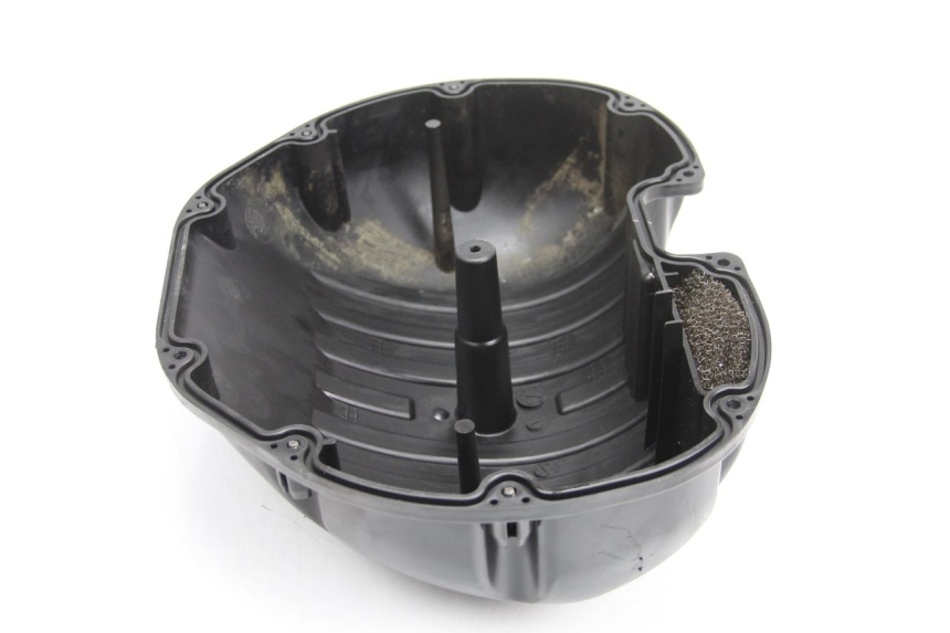 photo de BOX FILTER COVER SUZUKI GSR 600 (2005 - 2012)