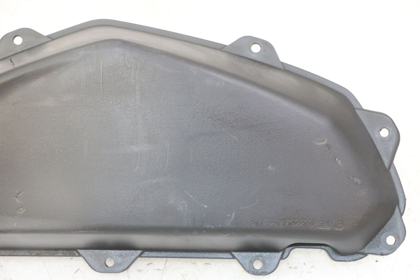 photo de BOX FILTER COVER PEUGEOT KISBEE 2T 50 (2018 - 2022)