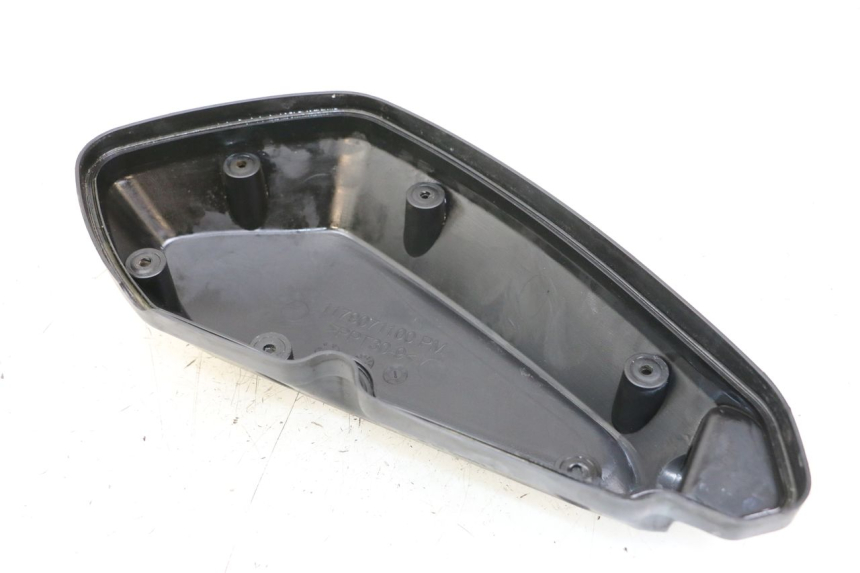 photo de BOX FILTER COVER PEUGEOT KISBEE 4T 50 (2018 - 2022) - Zoom on usage condition