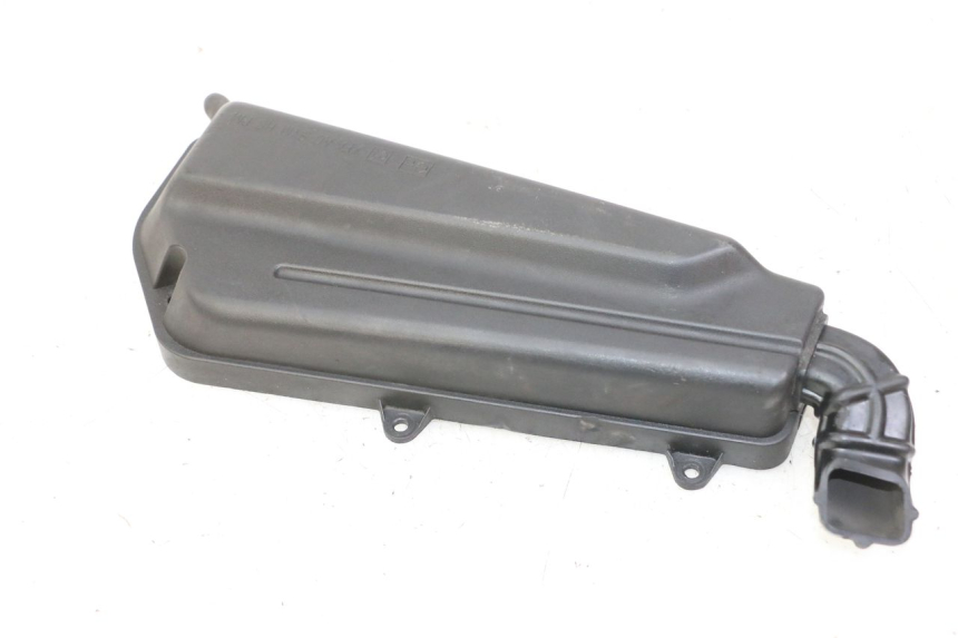 photo de BOX FILTER COVER PEUGEOT TWEET PRO CARGO 50 (2018 - 2020) - Zoom on usage condition