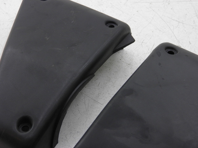 photo de AIRBOX COVER YAMAHA FZS FAZER 600 (1998 - 2001)