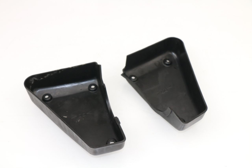 photo de BOX FILTER COVER YAMAHA FZS FAZER 600 (2001 - 2003)