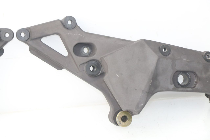 photo de FRAME COVER MV AGUSTA BRUTALE R WALLY 910 (2008 - 2008)