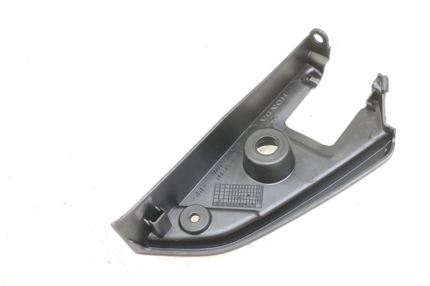 photo de RIGHT SIDE FRAME COVER HONDA SH i 300 (2015 - 2020)