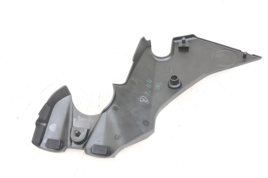 photo de RIGHT SIDE FRAME COVER KAWASAKI ER-6 ER6 N 650 (2012 - 2016)