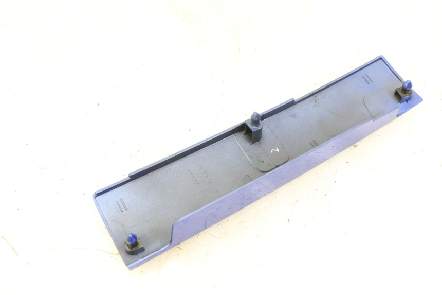 photo de RIGHT SIDE FRAME COVER KAWASAKI GTR 1000 (1994 - 2004)