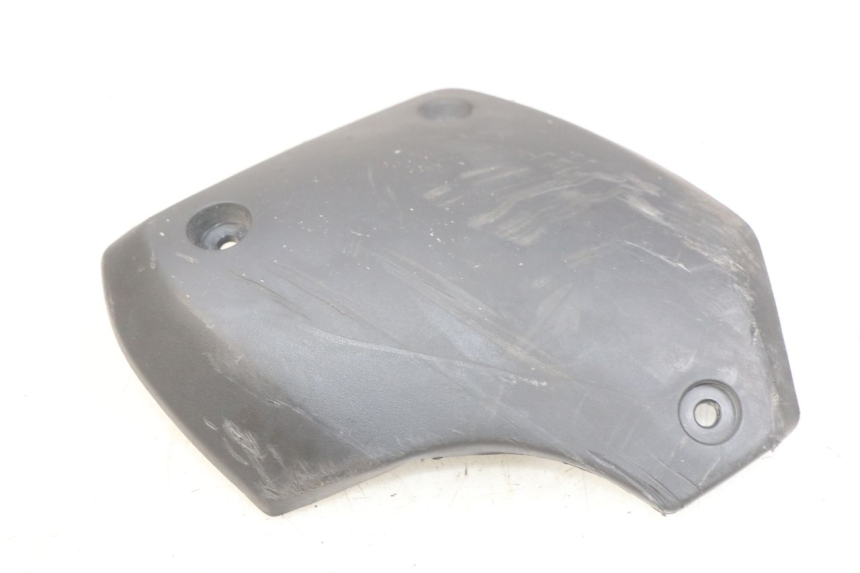 photo de RIGHT SIDE LATERAL FRAME COVER PEUGEOT KISBEE 4T 50 (2018 - 2022)