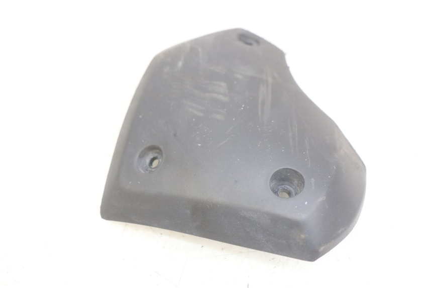 photo de RIGHT SIDE LATERAL FRAME COVER PEUGEOT KISBEE 4T 50 (2018 - 2022)