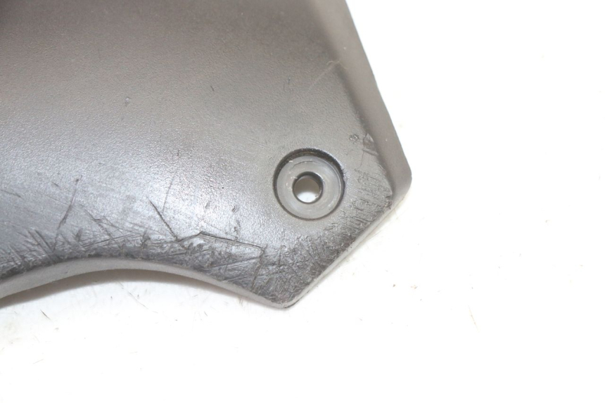 photo de RIGHT SIDE FRAME COVER PEUGEOT STREETZONE I 2T 50 (2018 - 2020)