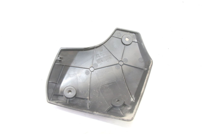 photo de RIGHT SIDE FRAME COVER PEUGEOT STREETZONE I 2T 50 (2018 - 2020)