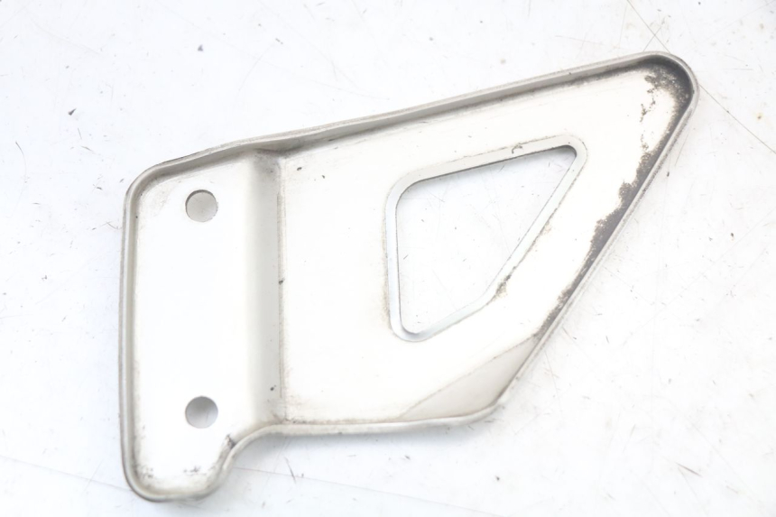 photo de RIGHT SIDE FRAME COVER SUZUKI SV S 650 (1999 - 2002)