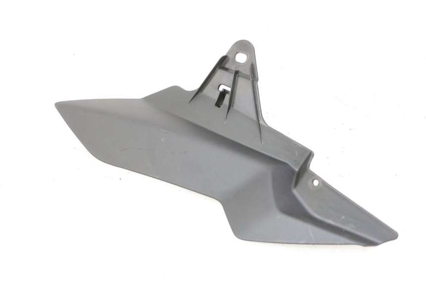 photo de RIGHT SIDE FRAME COVER YAMAHA XMAX X-MAX 125 (2021 - 2025)
