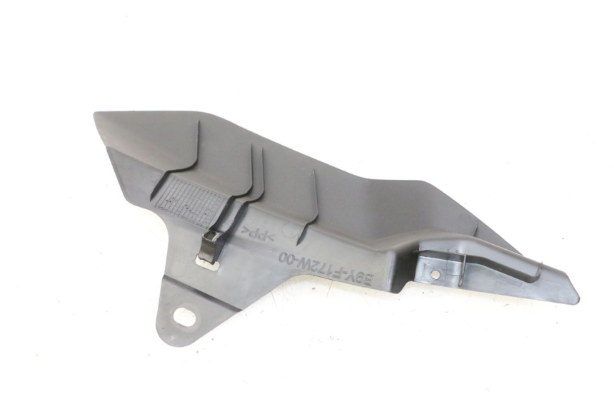 photo de RIGHT SIDE FRAME COVER YAMAHA XMAX X-MAX 125 (2021 - 2025)