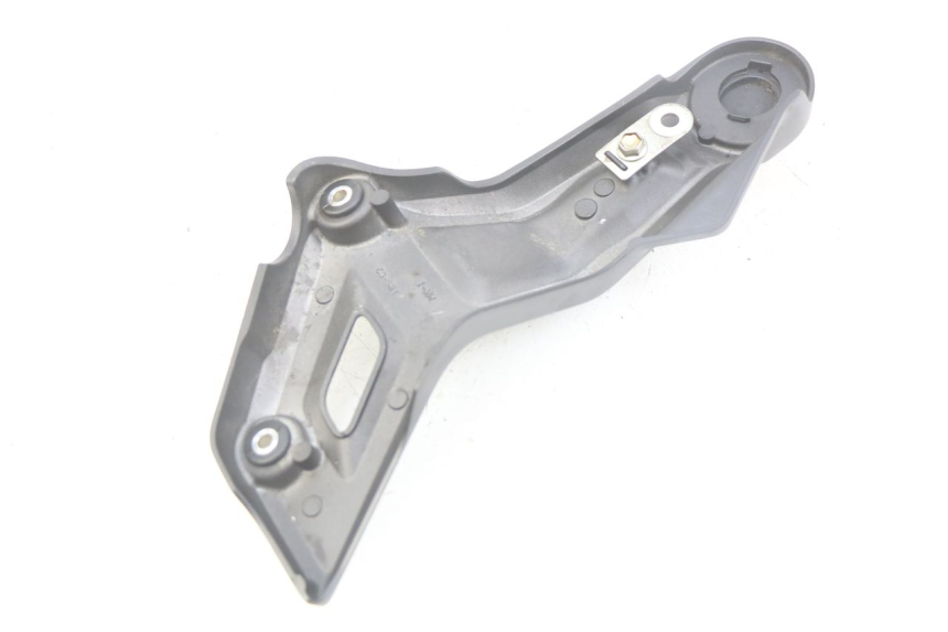 photo de RIGHT SIDE LATERAL FRAME COVER YAMAHA MT-07 MT07 700 (2018 - 2020)