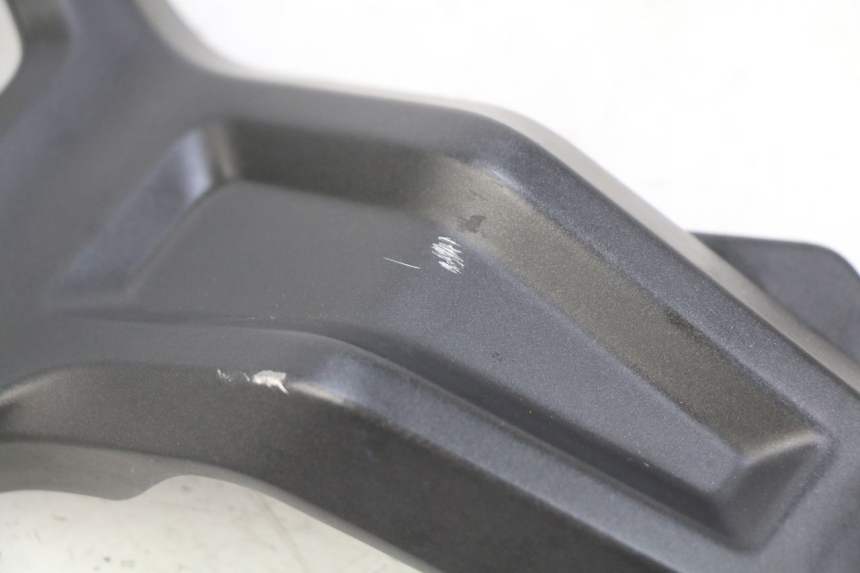 photo de RIGHT SIDE LATERAL FRAME COVER YAMAHA MT-07 MT07 700 (2018 - 2020)