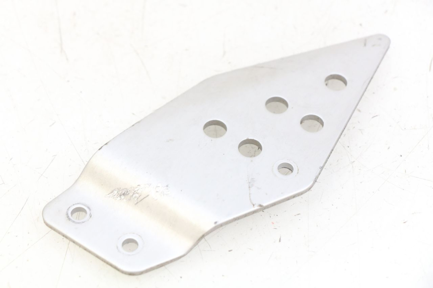 photo de LEFT SIDE LATERAL FRAME COVER KAWASAKI Z 750 (2007 - 2013)