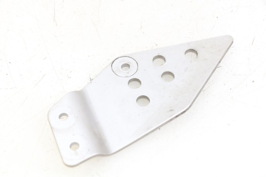 photo de LEFT SIDE LATERAL FRAME COVER KAWASAKI Z 750 (2007 - 2013)